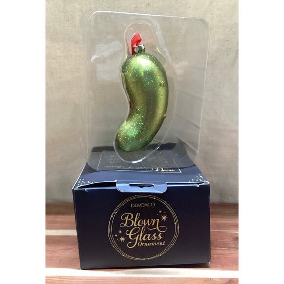 Blown glass pickle ornaments - Picture 1 of 3
